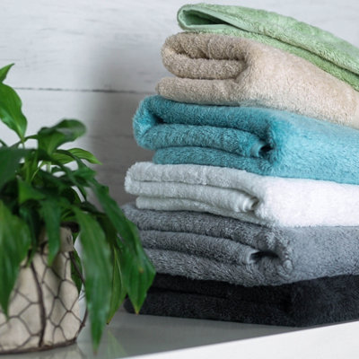 Pack of 2 Bamboo Face Cloths / Flannels - Silver Grey