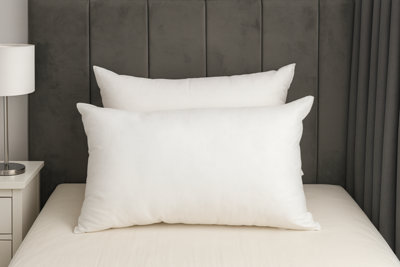 Non Allergenic Hollowfibre Soft Polycotton Pillow Pairs - Foto 11