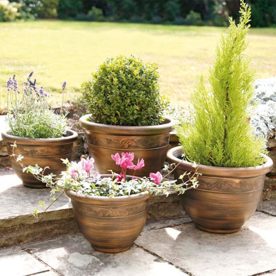 Pack of 4 Antique effect Garden Planters, Bronze Finish, 2 x Large 2 x Small, Indoors or Outdoor