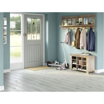 PACK OF 5 (Total 5 Units) - Grey Oak 8mm Thick Laminate Flooring (11.1m2 Coverage) - 3