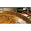 Paella Magnet Aids Cooking the Perfect Paella