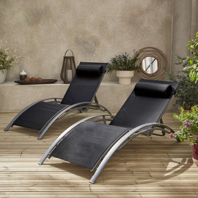 Pair of aluminium and textilene sun loungers 4 reclining positions