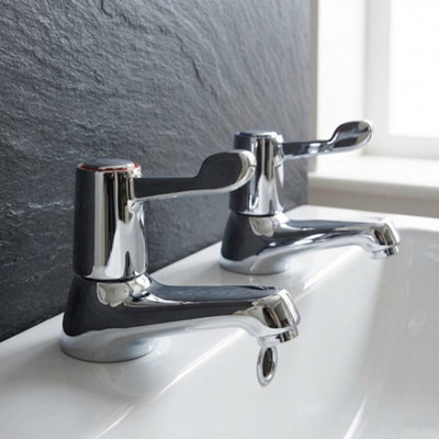 Pair Of Traditional Contract Lever Basin Taps Chrome WRAS Approved