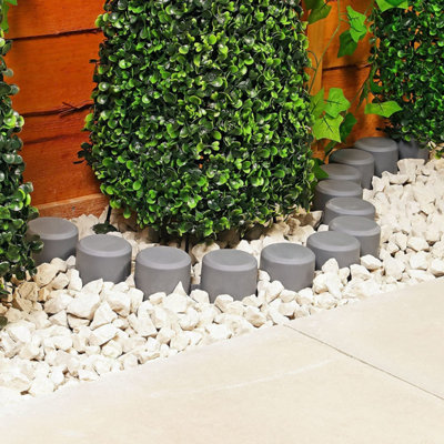 Palisade Edging for Garden Lawn and Plant Borders - Easy to Install with Push-in Secure Pegs - Create Flowerbeds Paths