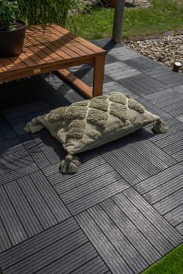 Pallet Deal - Nicoman Composite Interlocking Cosmo Deck Tiles 30cm x 30cm Dark Grey - 630pcs - 8