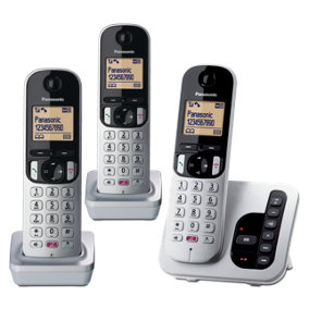Panasonic KX-TGC263ES Cordless Phone with Answer Machine Triple
