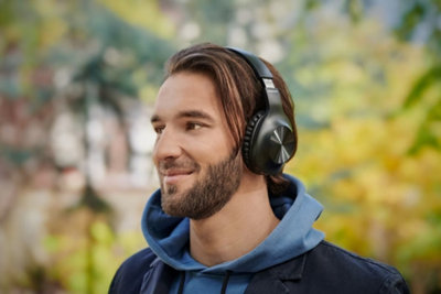Panasonic RB-HX220BDEK Black Wireless Over-Ear Headphones