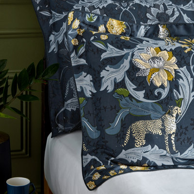 Paoletti Contemporary Nouvilla Animal Duvet Cover Set
