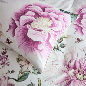 Paoletti Krista Floral 100% Cotton Piped Pillowcase Pair