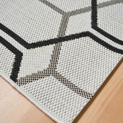 Patio Geometric PAT08 Hexagon Indoor Outdoor Rugs in Ivory White ...