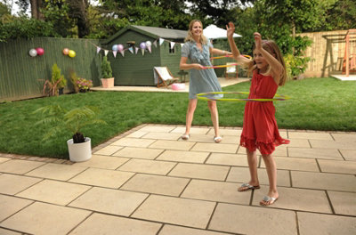 Patio Paving Pack 'The Lambada' Limestone 200 x 400 x 32mm