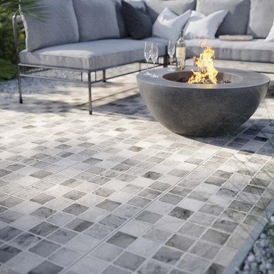 Pave Matt Grey Stone Effect Porcelain Outdoor Tile - Pack of 15, 5.58m² - (L)610x(W)610mm