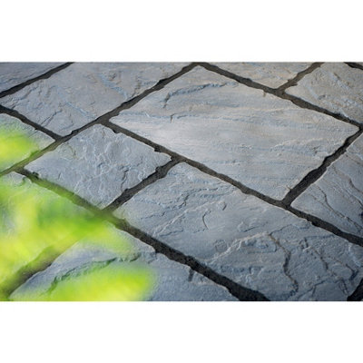 Paving Patio Kit  'The Vicarage'  Welsh Slate (2.4m x 2.4m)