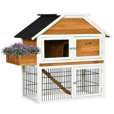 Wooden best sale rabbit house