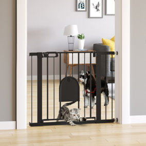 PawHut Dog Gate with Cat Flap Pet Safety Gate Barrier, Stair Pressure Fit, Auto Close, Double Locking, 75-103 cm Black