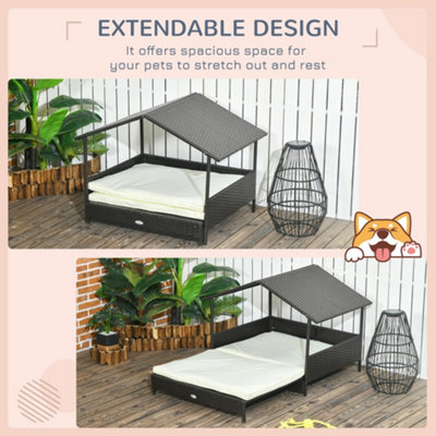 PawHut Extendable Rattan Dog House w/ Water-Resistant Roof, Cushion - Cream