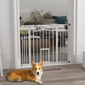 PawHut Pressure Fit Safety Gate, Dog Gate w/ Small Cat Door, 74-100cm Openings