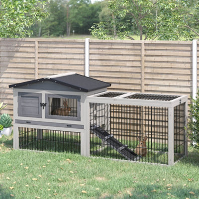 Outdoor best sale rabbit pen