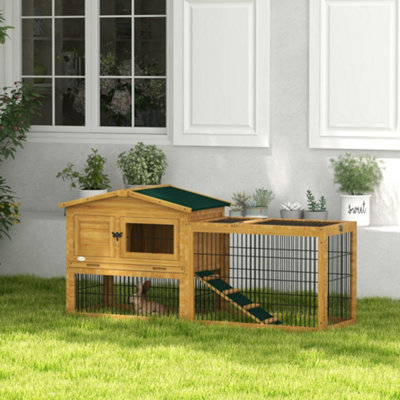 Pawhut Rabbit Hutch Pet House Outdoor Run Design w/ Water-Resistant Paint Ramp