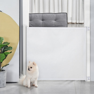 Retractable pet fashion safety gate