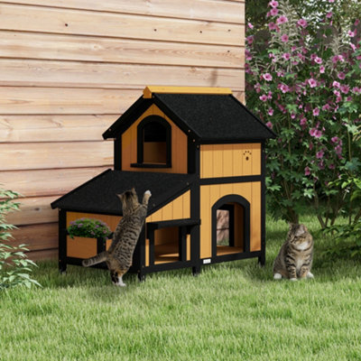 PawHut Wooden Outdoor Cat House w/ Flower Pot, Windows, Multiple Entrances