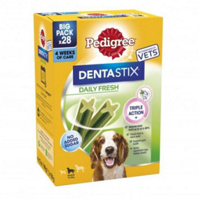 PEDIGREE DENTASTIx Fresh Adult Medium Dog Treats 28 x Dental Sticks 720g (Pack of 4)