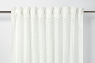 Measuring guide for pencil pleat curtains.