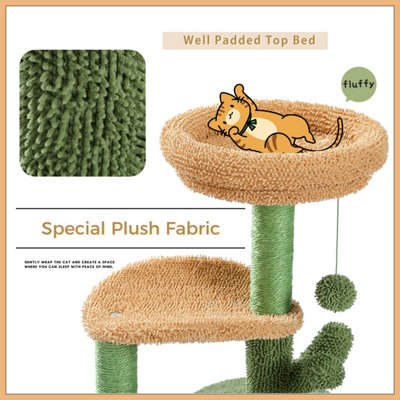 Fabric scratching clearance post