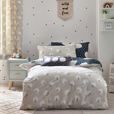 Peter rabbit best sale bedroom set