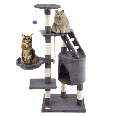 Massive cat outlet scratching post