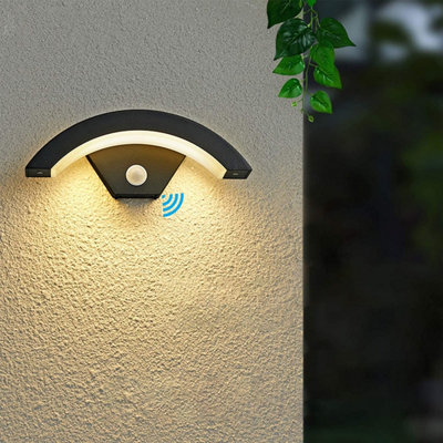 Pheashine LED outdoor wall light, modern waterproof (IP54) black arched ...
