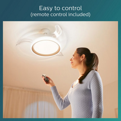 Ceiling fan with motion deals sensor light