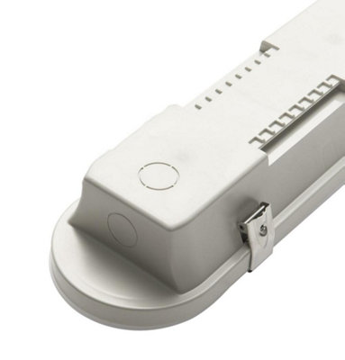 Phoebe LED Lykos 4ft 40W High Output Non Corrosive Batten Tri-Colour