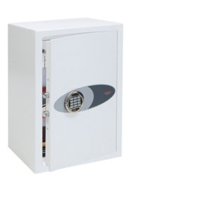 Phoenix Venus HS0670E Size 4 Grade 0 with Electronic Lock. Fitted with an internal lockable coffer for added security.