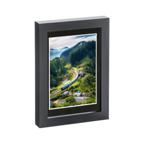 Photo Frame with 4" x 6" Mount - 5" x 7" - Black/Black