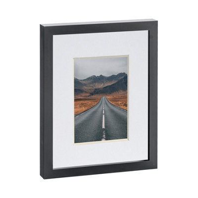 Photo Frame with 4" x 6" Mount - 8" x 10" - Black/White