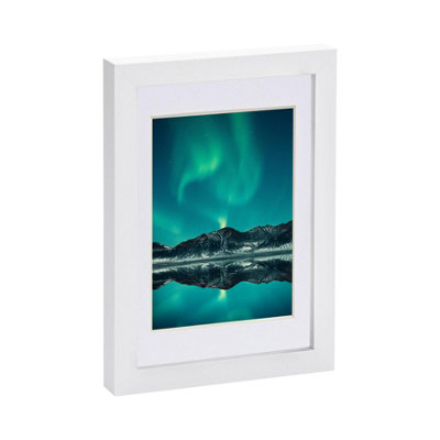 Photo Frame with 4" x 6" Mount - A5 (6" x 8") - White/White