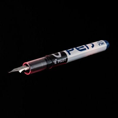 Pilot V Red Disposable Fountain Pen - 1 Pack (Red) Medium Nib ...