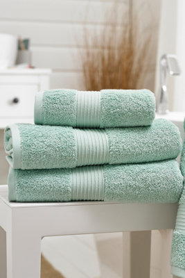 Mint bathroom shop towels