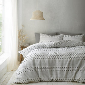 Pineapple Elephant Bedding Aisha Tufted Spot Double Duvet Cover Set with Pillowcases White