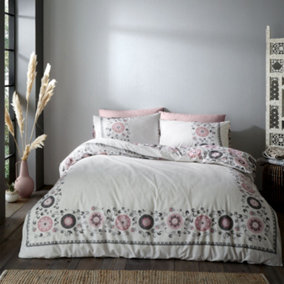 Pineapple Elephant Bedding Hana King Duvet Cover Set with Pillowcases Natural