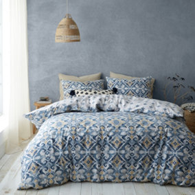 Pineapple Elephant Bedding Inara Ikat Reversible Duvet Cover Set with Pillowcases Indigo Blue