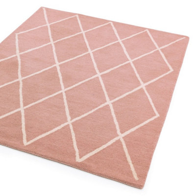 Pink Chequered Geometric Handmade Luxurious Modern Easy to clean Rug for Dining Room Bed Room and Living Room-80cm X 150cm
