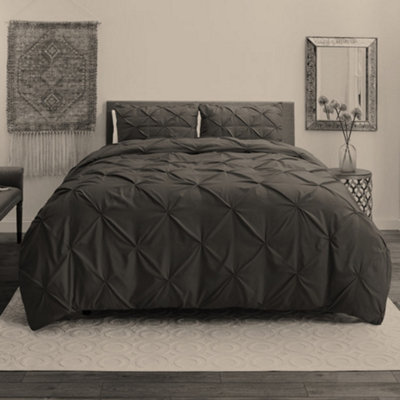 PINTUCK DUVET COVER set + Matching Pillowcases, Hand Stitches Quilt Bedding Set - Chocolate BROWN