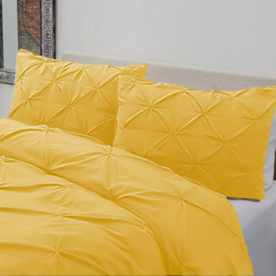 PINTUCK DUVET COVER set + Matching Pillowcases with Bedsheet - 3in1 Hotel Style Bedding Set - Ochre Yellow