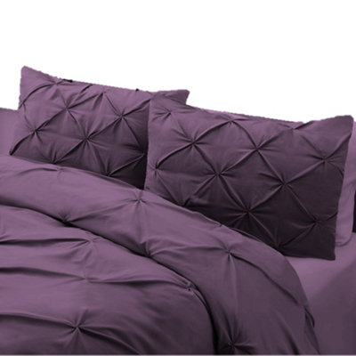 PINTUCK DUVET COVER set + Matching Pillowcases with Bedsheet - 3in1 Hotel Style Bedding Set - Purple Plump