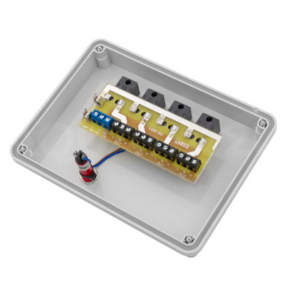 Pisces 4 Way Garden Switch Box - with Neon Indicator Light