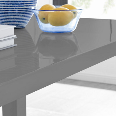 Pivero dining online table