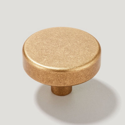 Plank Hardware HUDSON Shaker Knob - Aged Brass