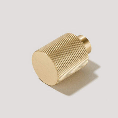 Plank Hardware SADLER Swirled Knob - Brass Price Comparisons | Compare The Build
